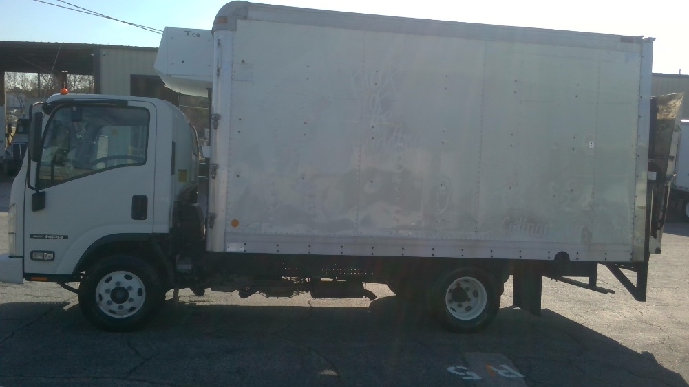 Used 2016 Isuzu NPR - photo 6