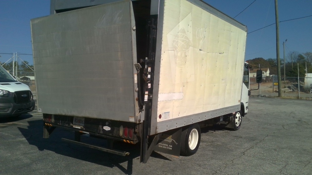 Used 2016 Isuzu NPR - photo 10