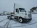 Used 2013 Freightliner Cascadia Cummins ISX12 Semi Truck for sale #718546 - photo 1
