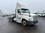 Used 2013 Freightliner Cascadia Detroit DD13 Semi Truck for sale #718550 - photo 1