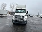 Used 2013 Freightliner Cascadia Detroit DD13 Semi Truck for sale #718550 - photo 2