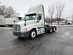 Used 2013 Freightliner Cascadia Detroit DD13 Semi Truck for sale #718550 - photo 3