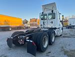 Used 2015 Freightliner Cascadia Detroit DD13 Semi Truck for sale #718552 - photo 7