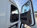 Used 2016 Freightliner Cascadia Detroit DD13 Semi Truck with Sleeper Cab for sale #718557 - photo 13