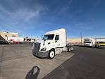 Used 2016 Freightliner Cascadia Detroit DD13 Semi Truck with Sleeper Cab for sale #718557 - photo 3