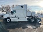 Used 2016 Freightliner Cascadia Detroit DD16 Semi Truck with Sleeper Cab for sale #718559 - photo 4