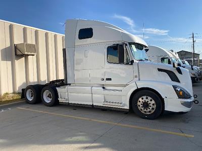 Used 2016 Volvo VNL Volvo D13 Semi Truck for sale #718563 - photo 1