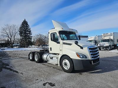 Used 2019 Freightliner Cascadia Detroit DD13 Semi Truck for sale #718570 - photo 1