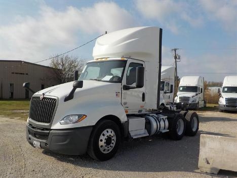Used 2020 International LT - photo 1
