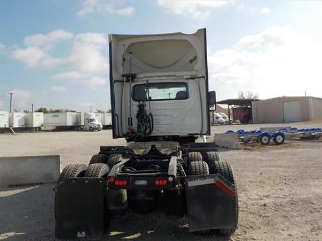 Used 2020 International LT - photo 7