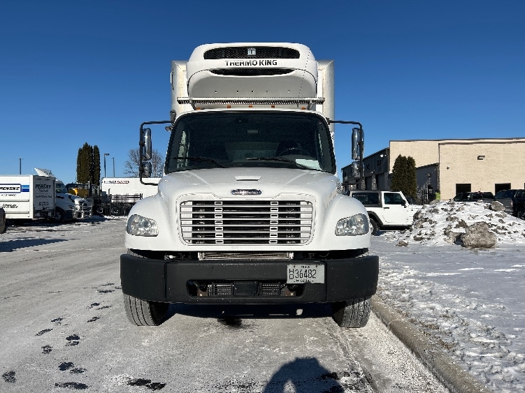 Used 2016 Freightliner M2 106 - photo 2