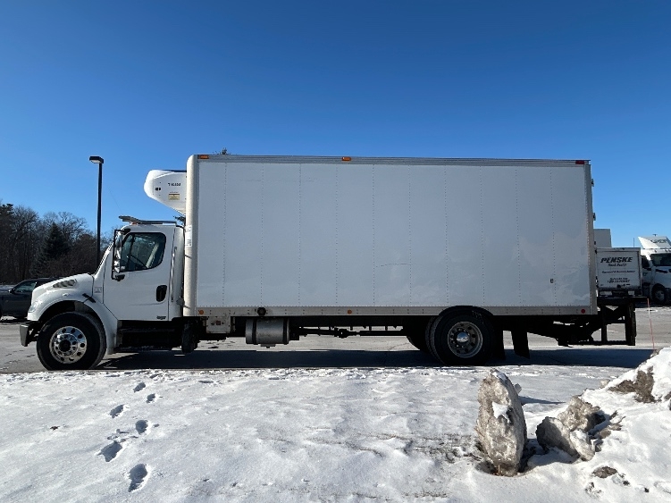Used 2016 Freightliner M2 106 - photo 6