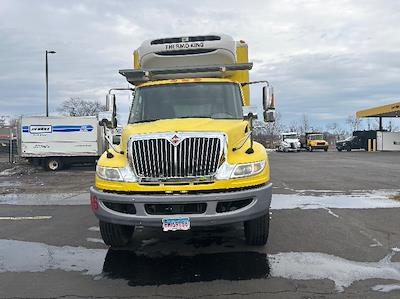 Used 2017 International DuraStar 4300 - photo 1