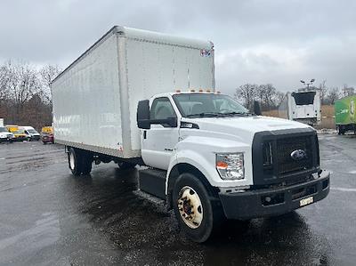 Used 2022 Ford F-750 - photo 1