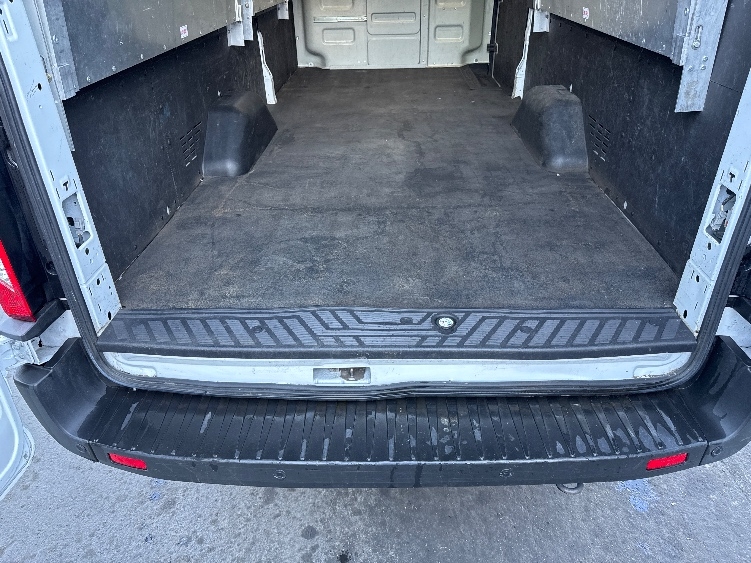 Used 2021 Ford Transit 350 - photo 10