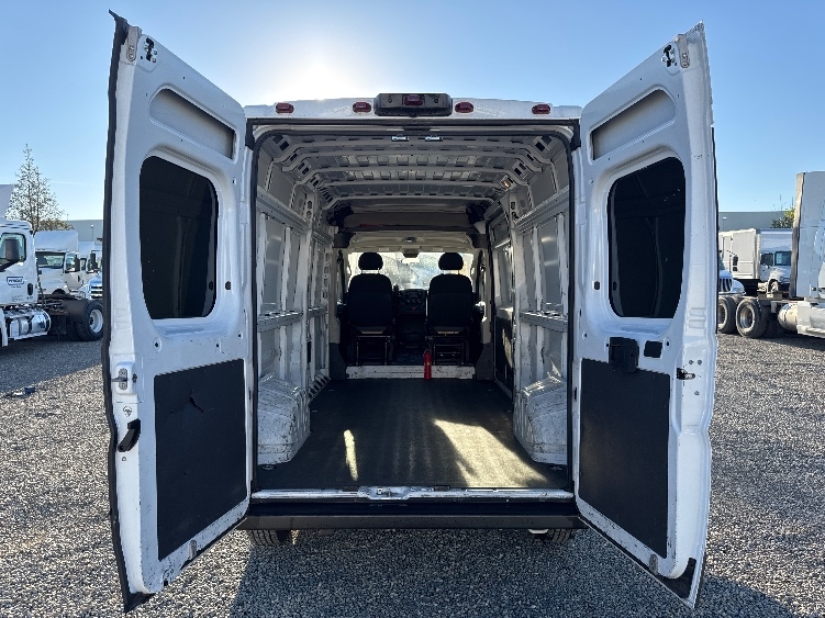 Used 2021 Ram ProMaster 2500 - photo 9