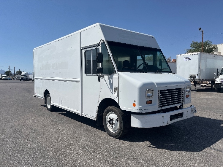Used 2018 Freightliner MT 45 - photo 1