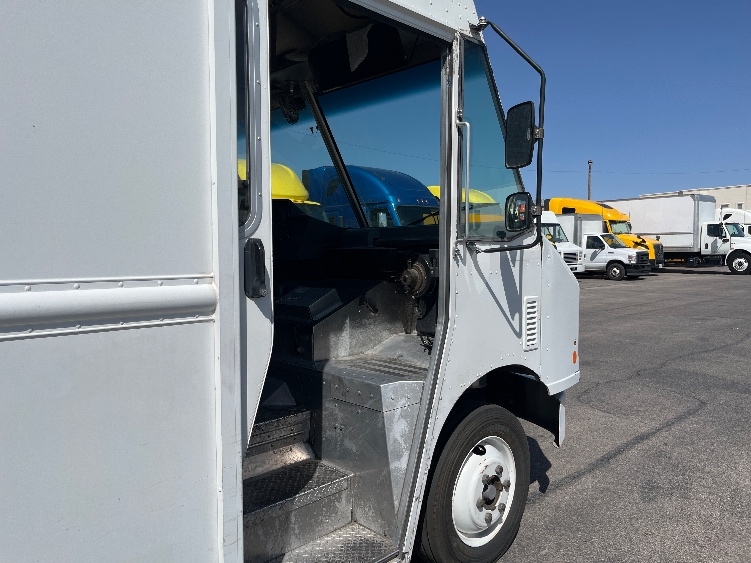 Used 2018 Freightliner MT 45 - photo 22