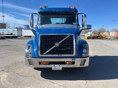 Used 2017 Volvo VNL - photo 1
