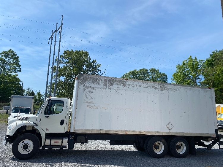 Used 2015 Freightliner M2 106 - photo 6
