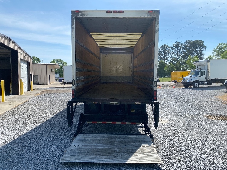 Used 2015 Freightliner M2 106 - photo 11