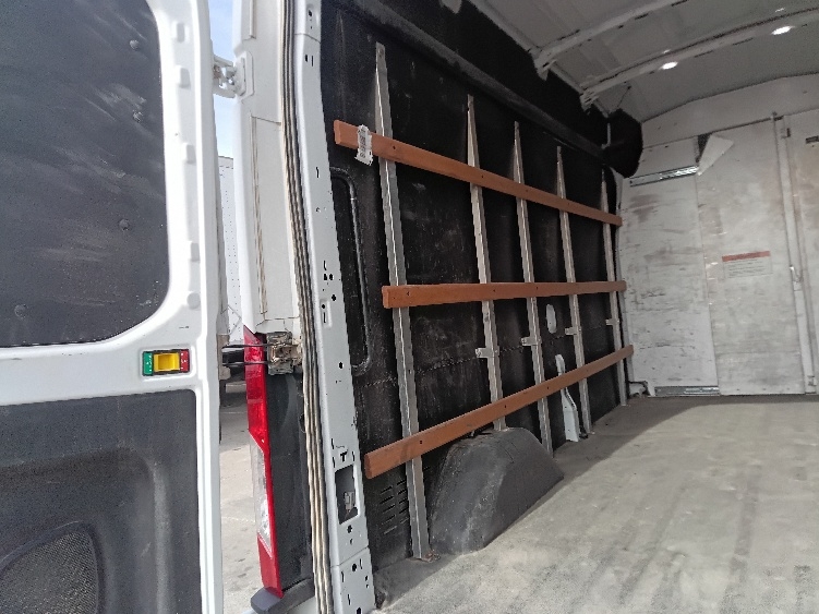 Used 2022 Ford Transit 250 - photo 12