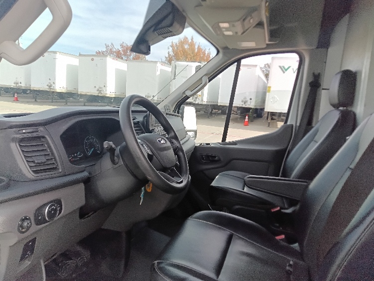 Used 2022 Ford Transit 250 - photo 18