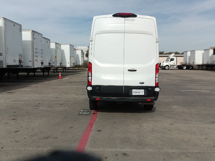 Used 2022 Ford Transit 250 - photo 8
