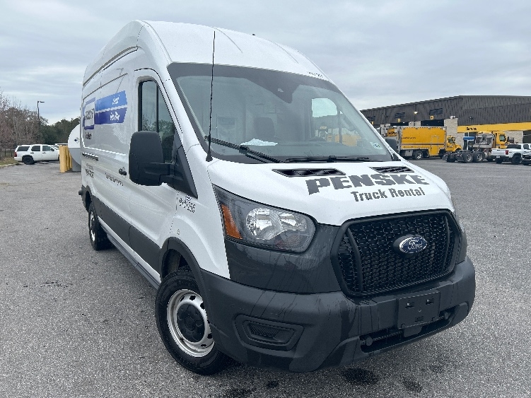 Used 2022 Ford Transit 250 - photo 1