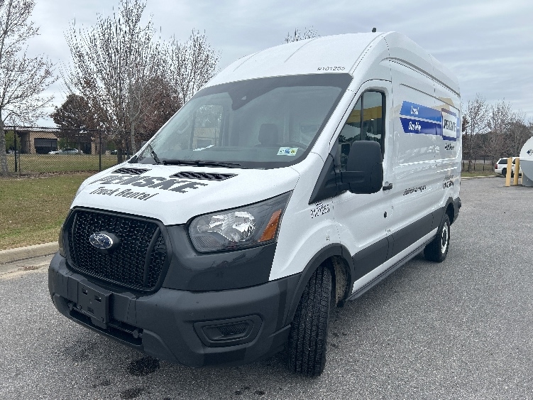 Used 2022 Ford Transit 250 - photo 5