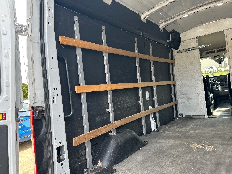 Used 2022 Ford Transit 250 - photo 13