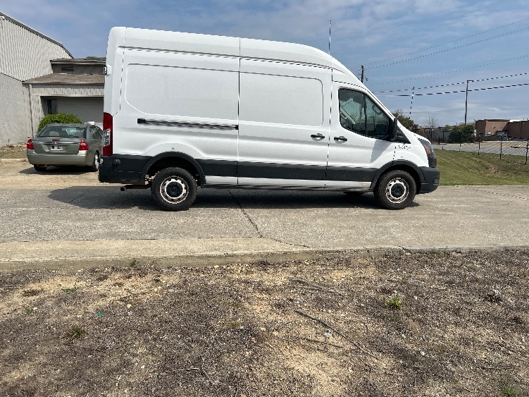 Used 2022 Ford Transit 250 - photo 17