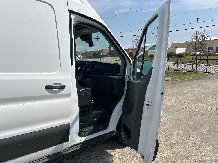 Used 2022 Ford Transit 250 - photo 21