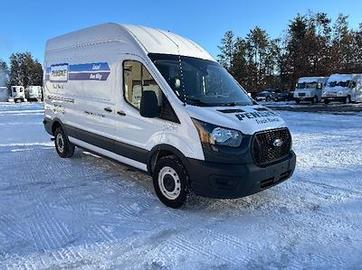 Used 2022 Ford Transit 250 - photo 1