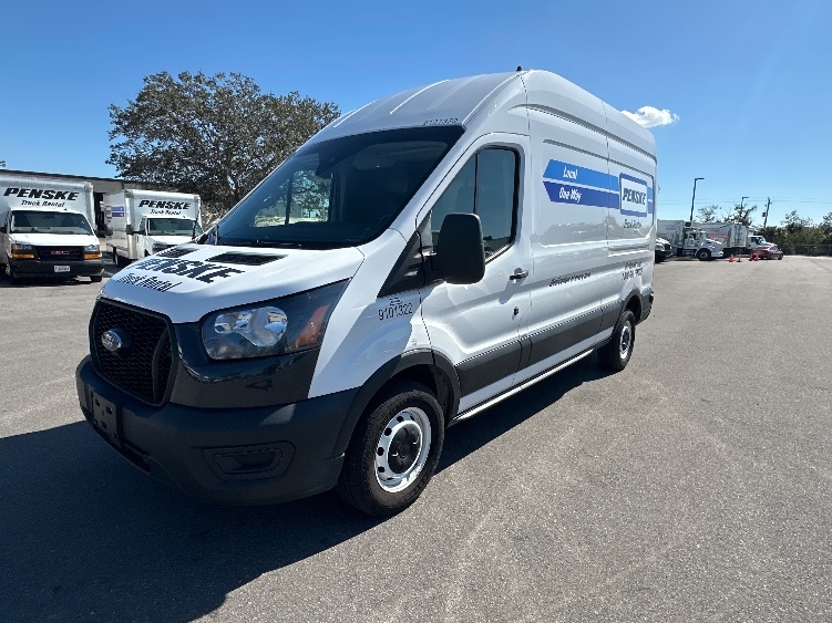 Used 2022 Ford Transit 250 - photo 5