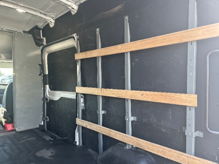 Used 2022 Ford Transit 250 - photo 14
