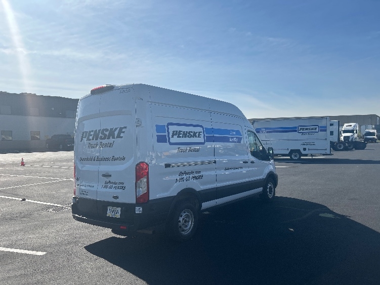 Used 2022 Ford Transit 250 - photo 15