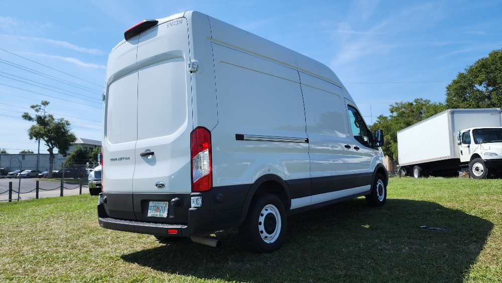 Used 2022 Ford Transit 250 - photo 15