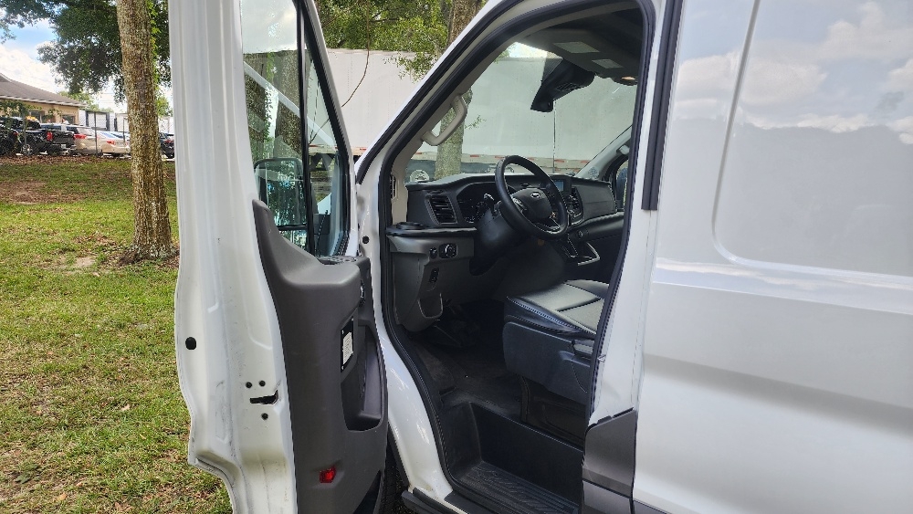 Used 2022 Ford Transit 250 - photo 18