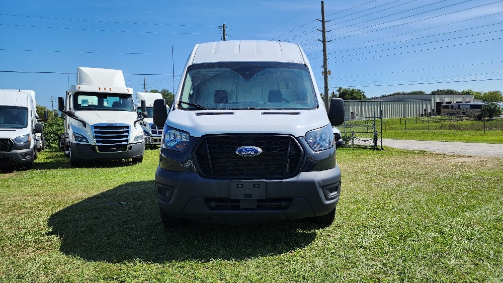 Used 2022 Ford Transit 250 - photo 32