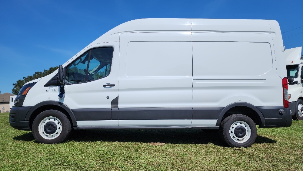 Used 2022 Ford Transit 250 - photo 6