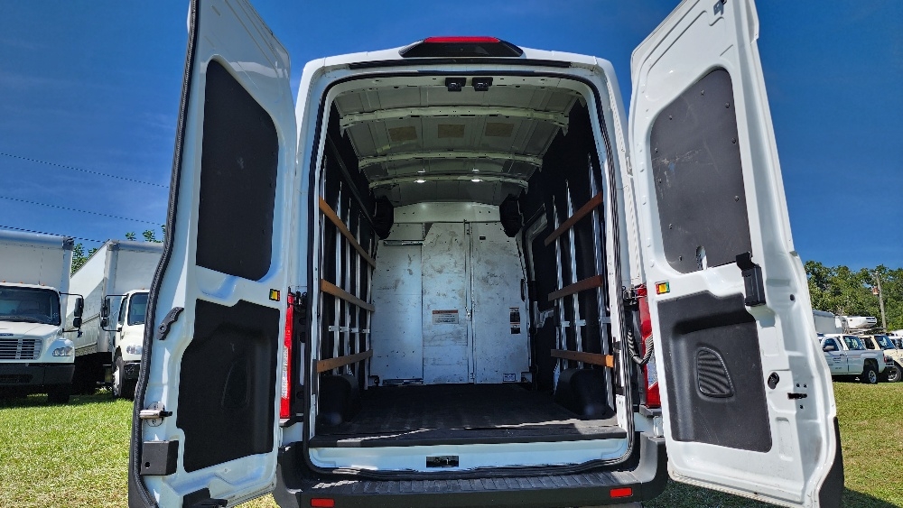 Used 2022 Ford Transit 250 - photo 10