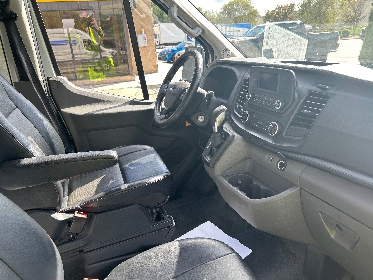 Used 2022 Ford Transit 250 - photo 24