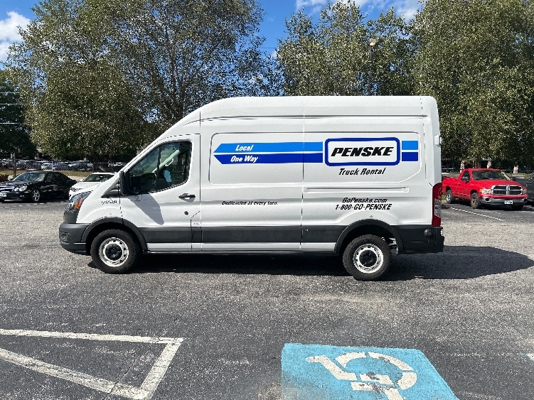 Used 2022 Ford Transit 250 - photo 6