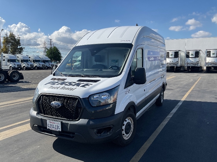 Used 2022 Ford Transit 250 - photo 5