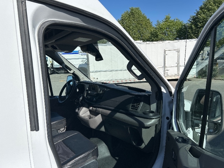 Used 2022 Ford Transit 250 - photo 21