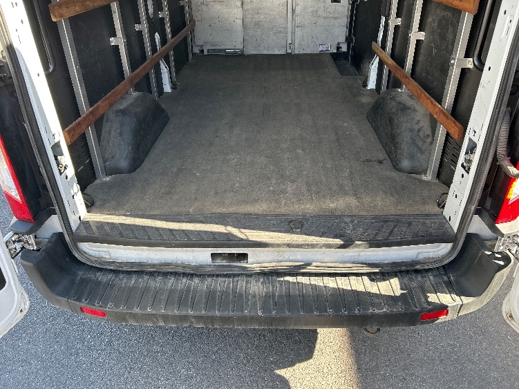 Used 2022 Ford Transit 250 - photo 11