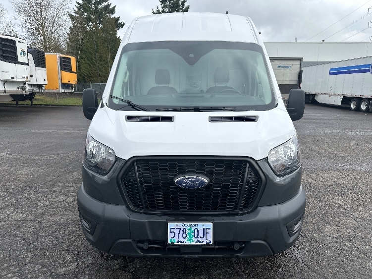 Used 2022 Ford Transit 250 - photo 2