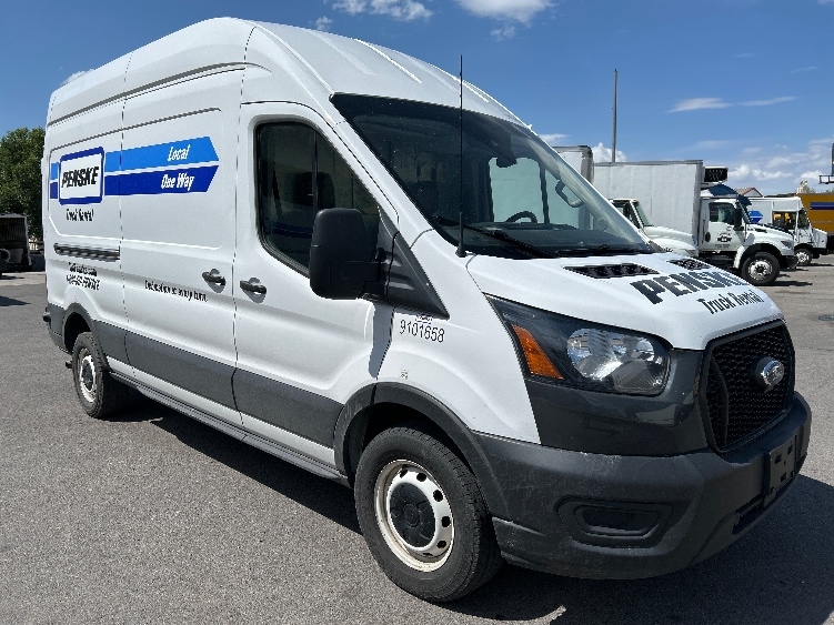 Used 2022 Ford Transit 250 - photo 1