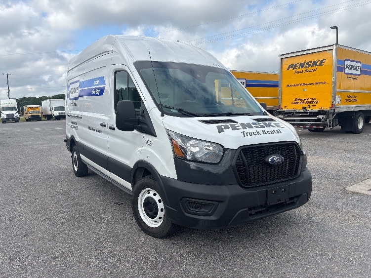 Used 2022 Ford Transit 250 - photo 1